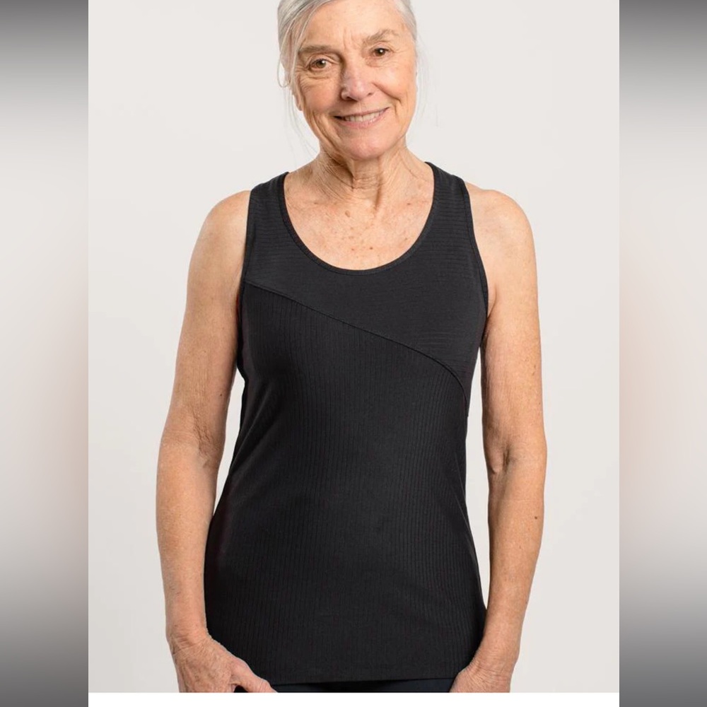 Oiselle simple stripe tank in black - size 10